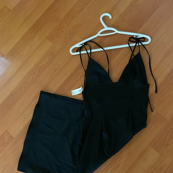 SOLD Aritzia Wilfred Zadie Dress BNWT - Picture 4 of 6